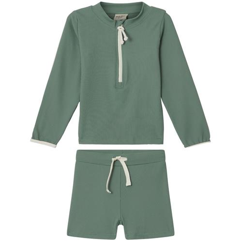 Se Kuling Madagaskar UV-sæt Bay Green | Grønn | 98/104 cm ved Babyshop