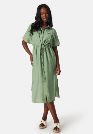 Se VERO MODA Vmiris S/S shirt calf dress Hedge Green L ved Bubbleroom