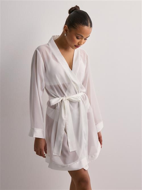 Bluebella - Hvid - Chiffon Kimono