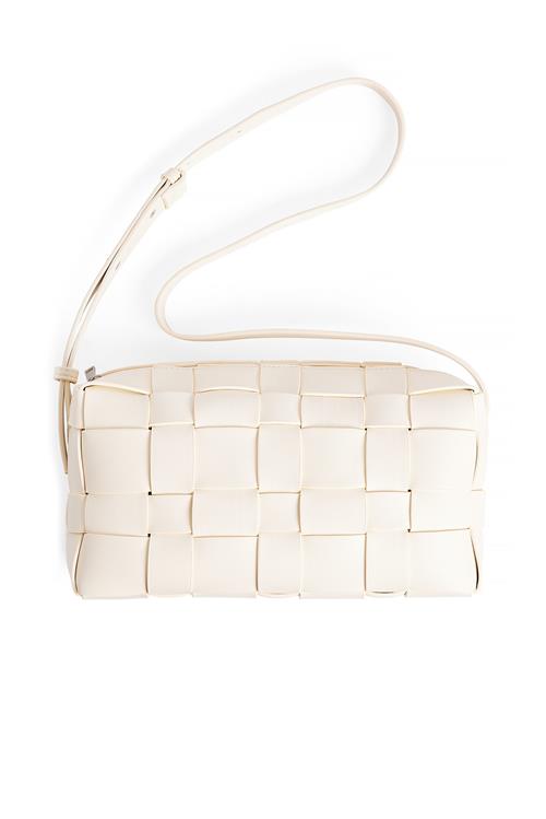 NA-KD Firkantet vævet crossbody-taske - Offwhite