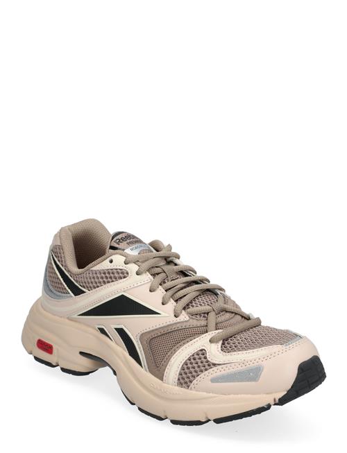 Se Reebok Classics Rbk Premier Road Plu Reebok Classics Beige ved Booztlet