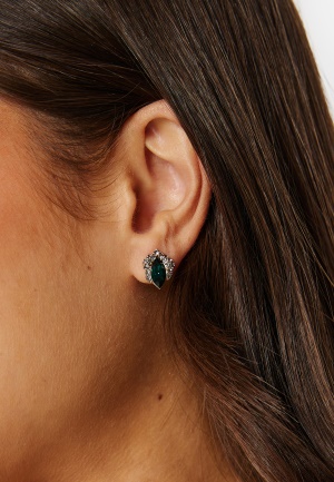 Se LILY AND ROSE Petite Camille Stud Earrings Emerald / Black diam One size ved Bubbleroom