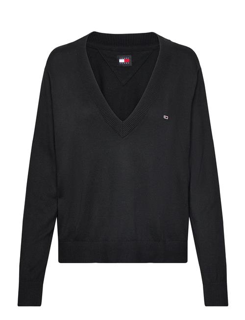 Se Tommy Jeans Tjw Essential Vneck Sweater Ext Tommy Jeans Black ved Booztlet