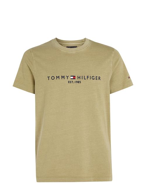 Se Tommy Hilfiger Garment Dye Tommy Logo Tee Tommy Hilfiger Green ved Booztlet