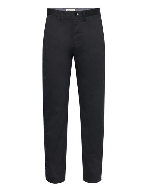 Se GANT Regular Twill Chinos GANT Black ved Booztlet