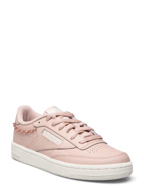 Se Reebok Classics Club C 85 Reebok Classics Pink ved Booztlet