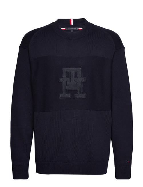 Se Tommy Hilfiger Monogram Crew Neck Tommy Hilfiger Navy ved Booztlet