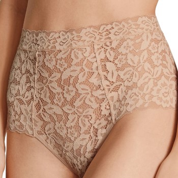 Calida Trusser Natural Comfort Lace Maxi Brief Beige polyamid Medium Dame