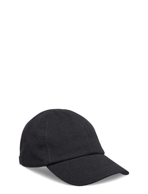 Se Fred Perry Pique Classic Cap Fred Perry Black ved Booztlet