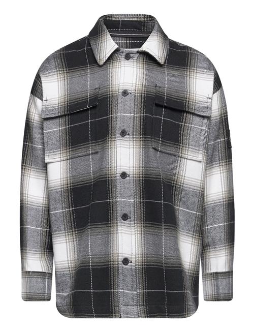 Se Calvin Klein Checked Flannel Overshirt Calvin Klein Black ved Booztlet