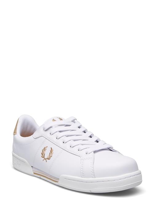 B722 Leather Fred Perry White