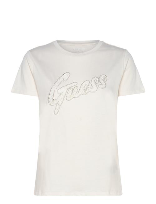 Se GUESS Jeans Ss Guess Lace Logo Easy Tee GUESS Jeans Cream ved Booztlet