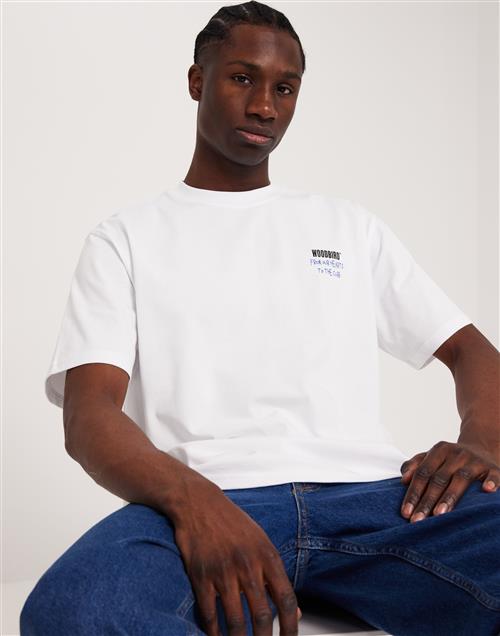 Se Woodbird WBBaine State Tee Oversized t-shirts White ved NLY Man