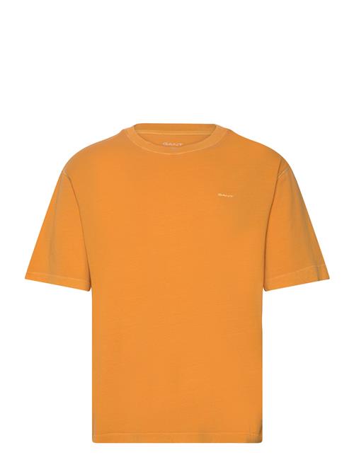 Se GANT Sunfaded Ss T-Shirt GANT Orange ved Booztlet