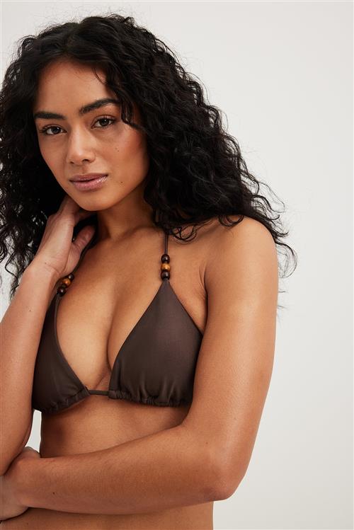 NA-KD Swimwear Bikinitop med halterneck og lang strop - Brown