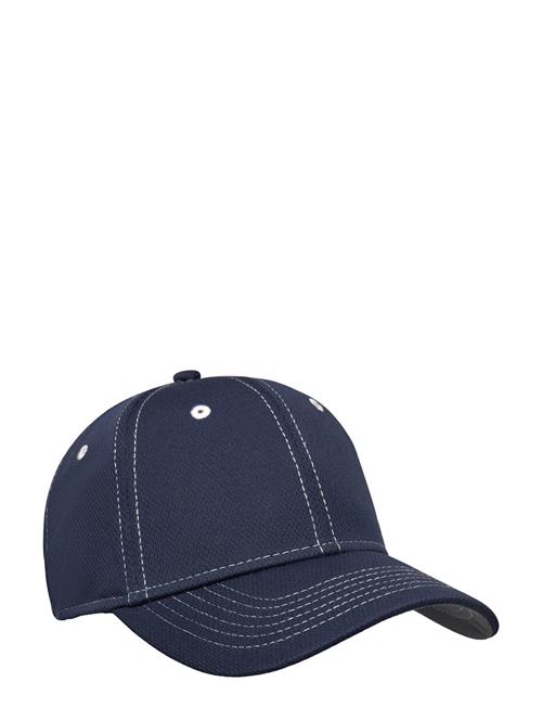 Se Calvin Klein Golf Ck Tech Baseball Cap Calvin Klein Golf Navy ved Booztlet