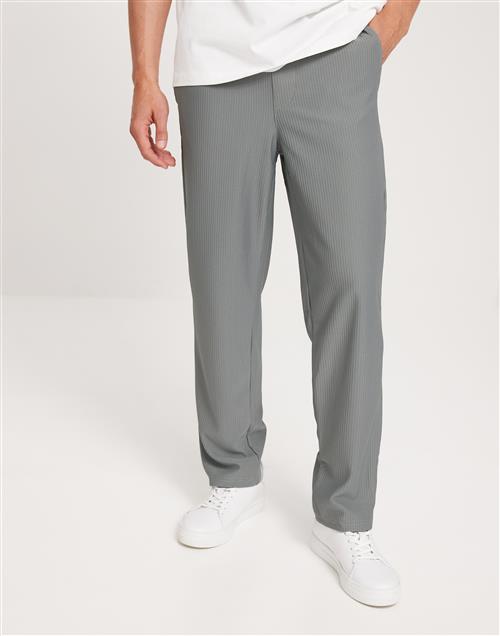 Only & Sons Onssinus Loose Plizze Pant Slacks Grå