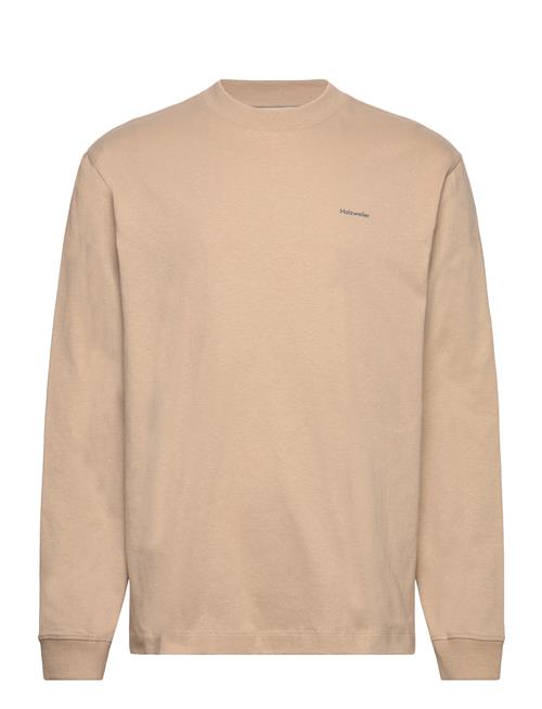 Se HOLZWEILER M. Relaxed Long Sleeve HOLZWEILER Beige ved Booztlet