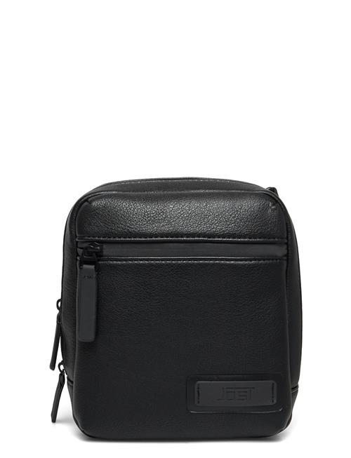 Se JOST Riga Shoulder Bag Xs JOST Black ved Booztlet