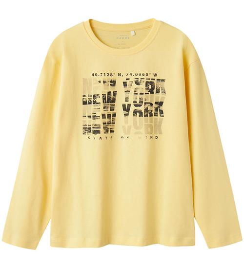 Se Name It Bluse - NkmVagno - Golden Haze/New York ved KidsWorld