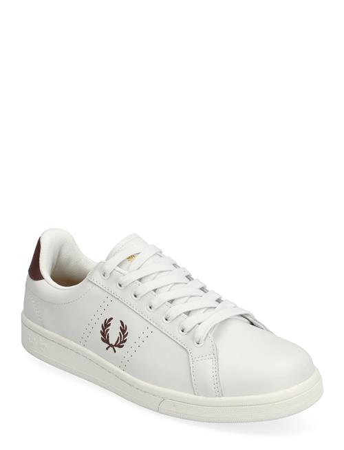 B721 Leather Fred Perry White