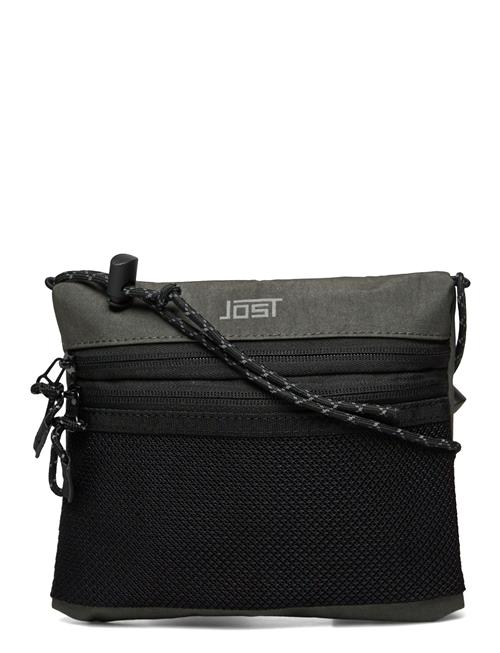 Se JOST Lillehammer Pouch JOST Khaki ved Booztlet