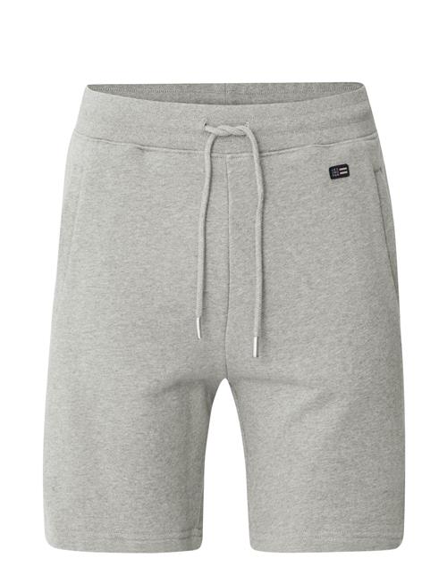 Se Isaac Organic Cotton Sweatshorts Lexington Clothing Grey ved Booztlet