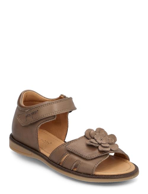 Se Pom Pom Flower Velcro Sandal Pom Pom Beige ved Booztlet