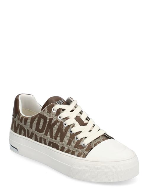 Se DKNY York - Lace Up Sneaker DKNY Brown ved Booztlet