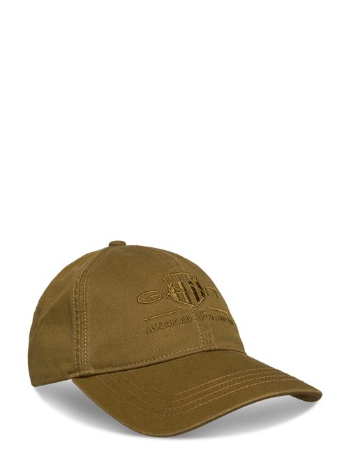 Se GANT Unisex. Tonal Archive Shield Cap GANT Khaki ved Booztlet