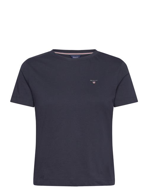 Se GANT Original Shield T-Shirt GANT Navy ved Booztlet