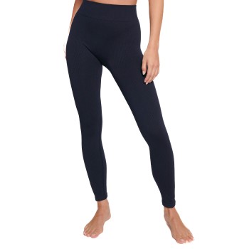 Se Sloggi EVER Infused Aloe Legging Sort Small Dame ved Timarco