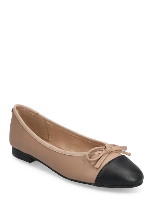 Steve Madden Ellison Ballerina Steve Madden Beige