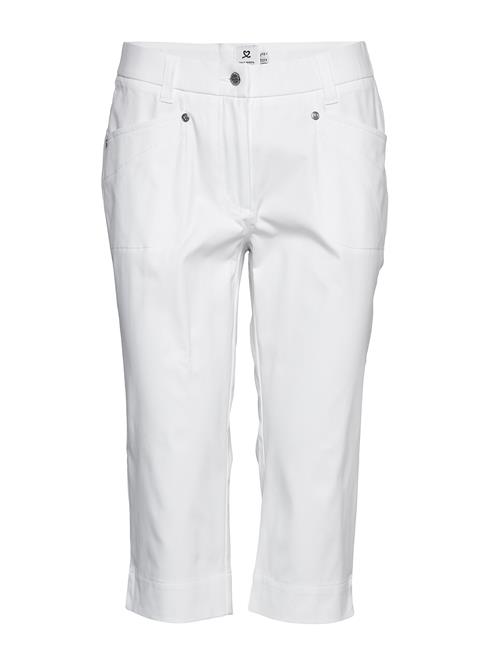 Se Daily Sports Lyric Capri 74 Cm Daily Sports White ved Booztlet