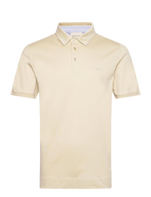 Se GANT Mercerized Jersey Ss Rugger GANT Beige ved Booztlet