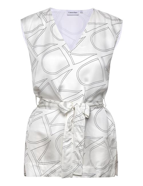 Se Calvin Klein Monogram Belted Top Calvin Klein White ved Booztlet