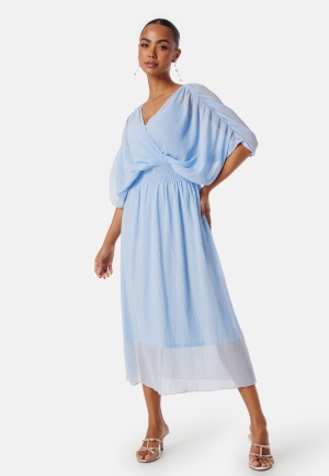 Se Bubbleroom Occasion Structured Maxi Dress Light blue XL ved Bubbleroom