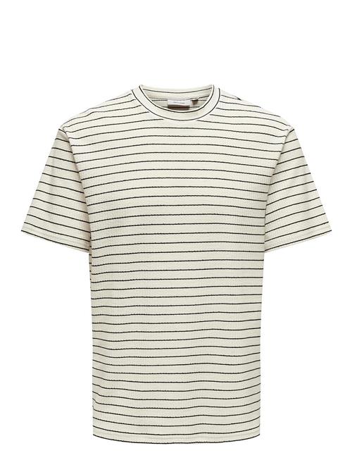 Se ONLY & SONS Onssebastian Reg Ss Tee ONLY & SONS White ved Booztlet