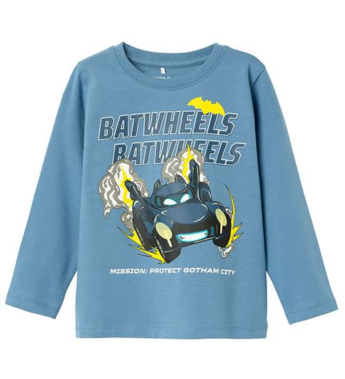 Se Name It Bluse - Noos - NmmJatzy - Batwheels - Coronet Blue ved KidsWorld