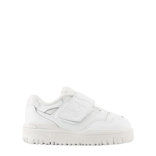 Se New Balance 550 Baby Sneakere Hvide | Hvid | 26 EU ved Babyshop