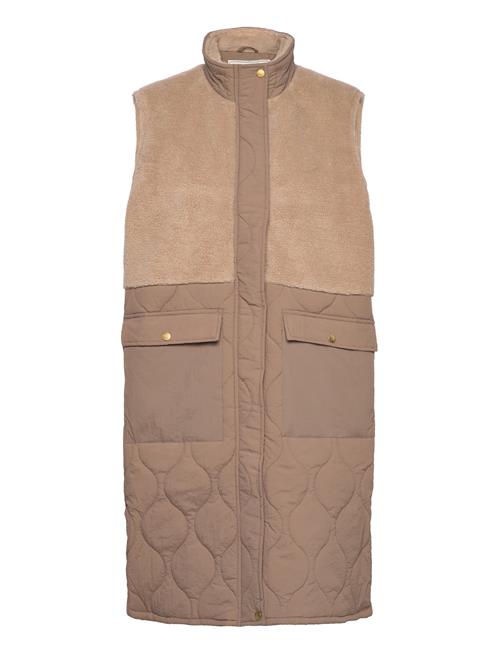 Se Weather Report Hollie W Long Quilted Vest Weather Report Beige ved Booztlet