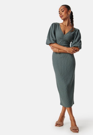 Se BUBBLEROOM Structure Puff Sleeve Dress Dusty green XS ved Bubbleroom