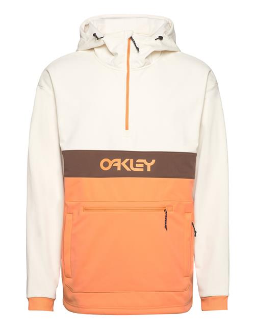 Se Oakley Sports Tnp Nose Grab Softshell Hoodie Oakley Sports Beige ved Booztlet