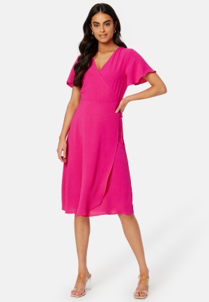 Se VILA Lovie S/S Wrap Midi Dress Pink Yarrow 34 ved Bubbleroom