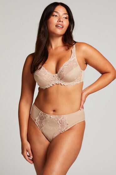 Se Hunkemöller Trusse Diva Beige ved Hunkemøller