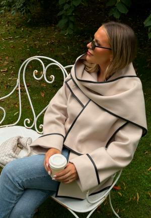 Se Josefin Lavold X Bubbleroom Josefin Scarf Coat Sand XL ved Bubbleroom