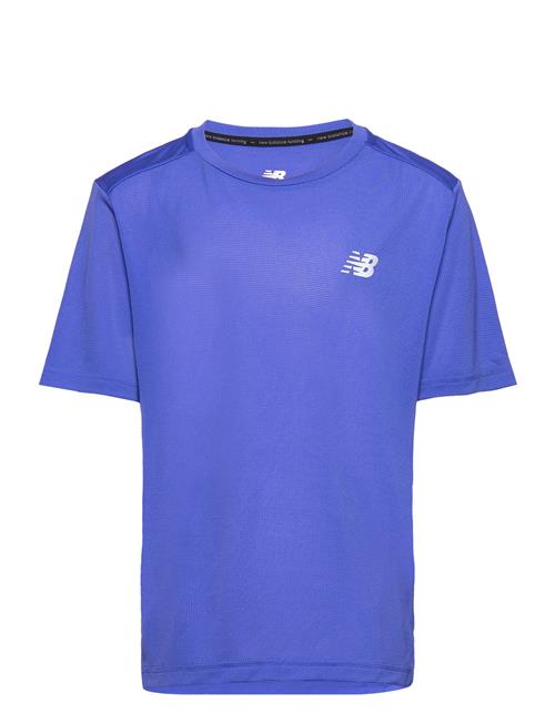 Se New Balance Accelerate Short Sleeve New Balance Blue ved Booztlet