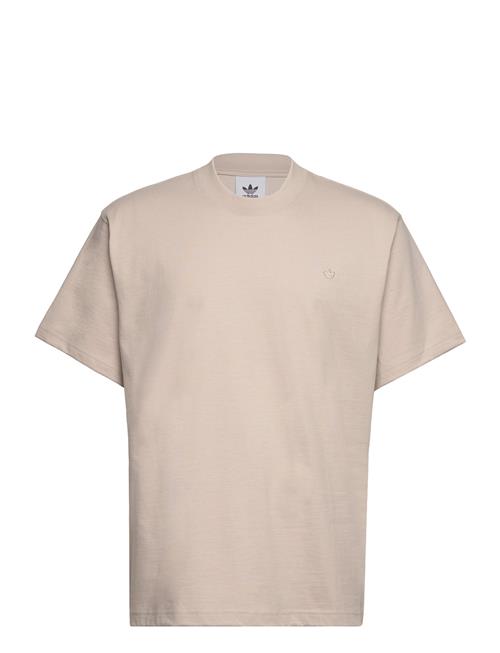 Se adidas Originals C Tee Adidas Originals Beige ved Booztlet