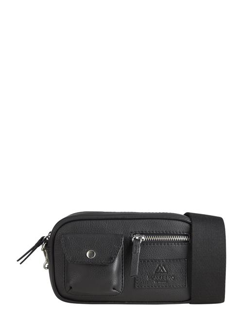 Se Markberg Darlambg Small Crossbody Bag Markberg Black ved Booztlet