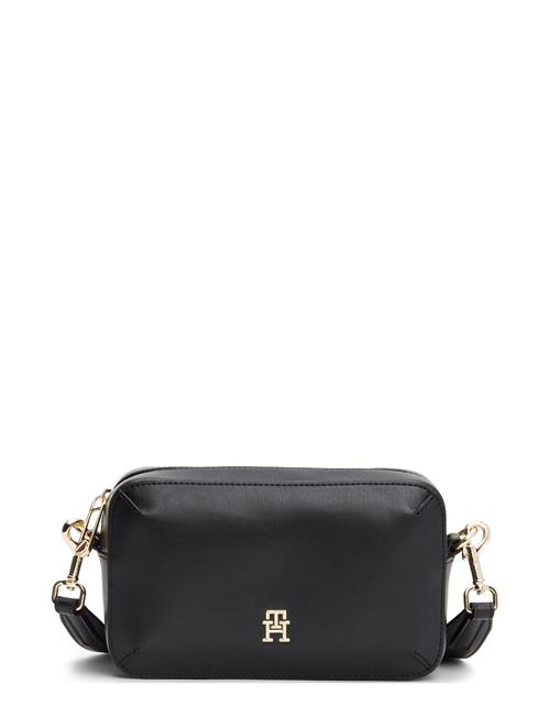 Se Th Chic Camera Bag Tommy Hilfiger Black ved Booztlet